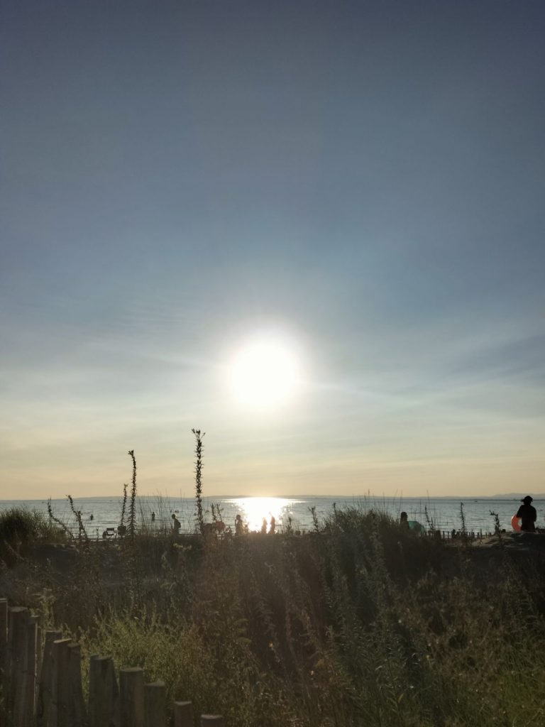 Recherche couple femme bi. à BELLEY - annonce Wannonce