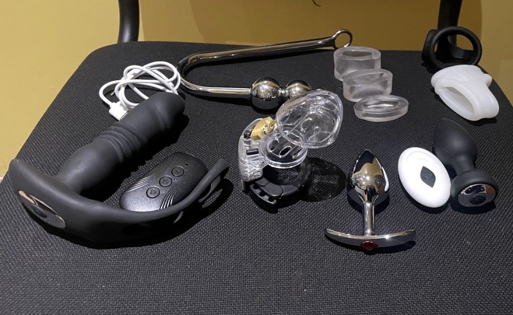 Sex toys plug vibrant cage de chasteté à MARSEILLE 11 - annonce Wannonce