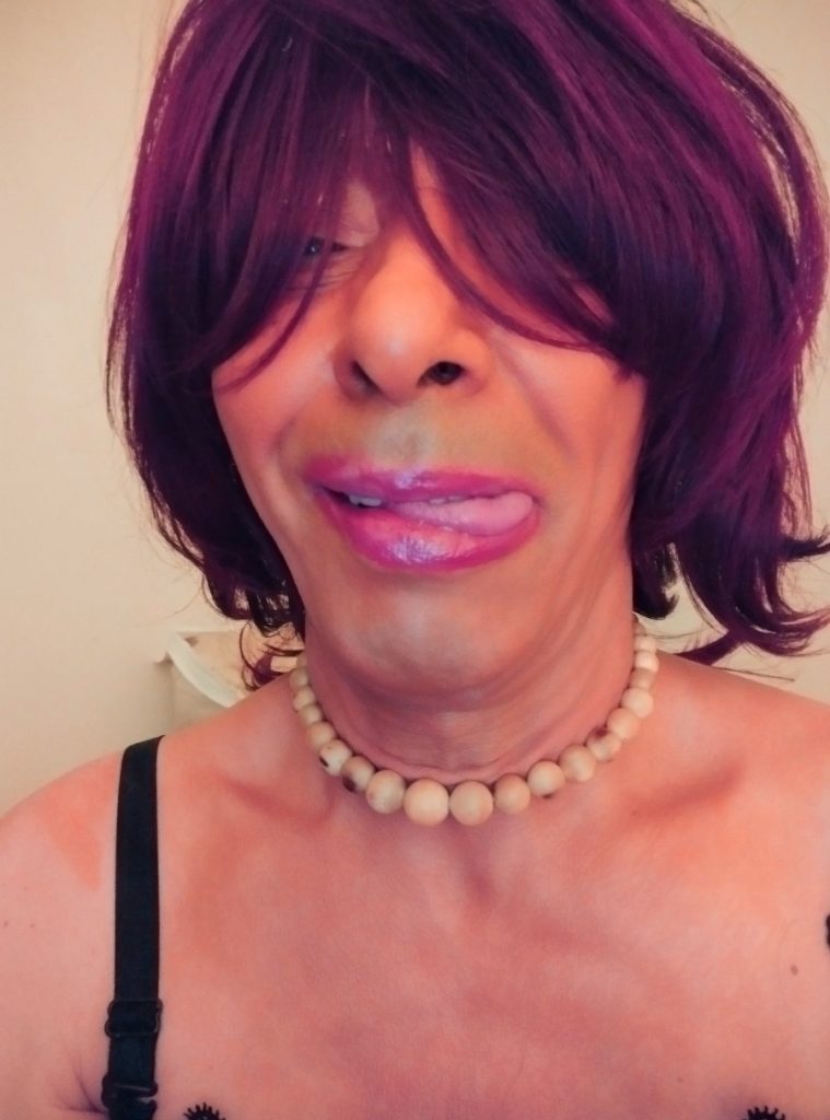 Travestie maghrébine pour homme actif qui se déplace à BOULOGNE BILLANCOURT - annonce Wannonce