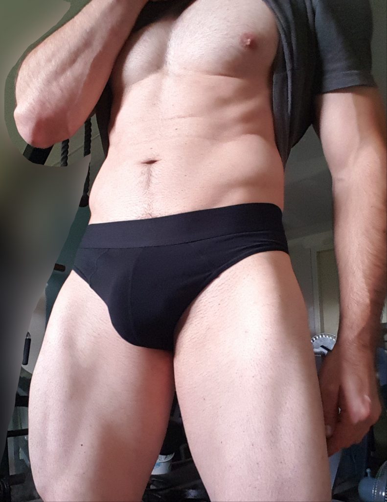 Mâle sportif et viril cherche masseuse mature à CHERBOURG EN COTENTIN - annonce Wannonce