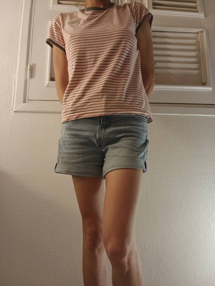 Petite Manon en image, photos, vidéos, sextos, cams à PARIS 01 - annonce Wannonce