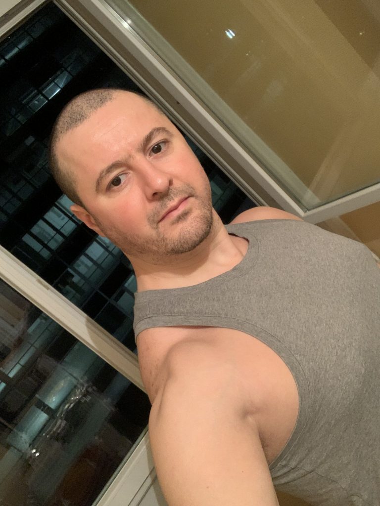 Je cherche une femme très très ronde( obèse) à COURBEVOIE - annonce Wannonce