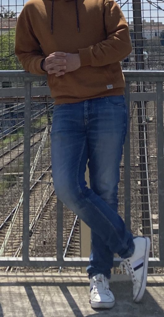 Passif cherche actif ou versa chaud à MARSEILLE 01 - annonce Wannonce