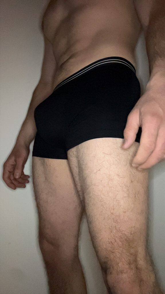 Caleçon de sport jeune homme bg et bm à AIX EN PROVENCE - annonce Wannonce