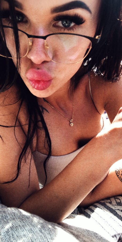 Contenu Intime Privé Réalisé Sur Demande à PARIS 15 - annonce Wannonce