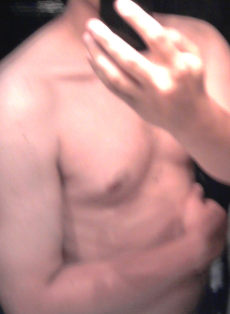 lécheur blanc soumis pour femme Black, Asiatique, Hispanique à CHAMPIGNY SUR MARNE - annonce Wannonce