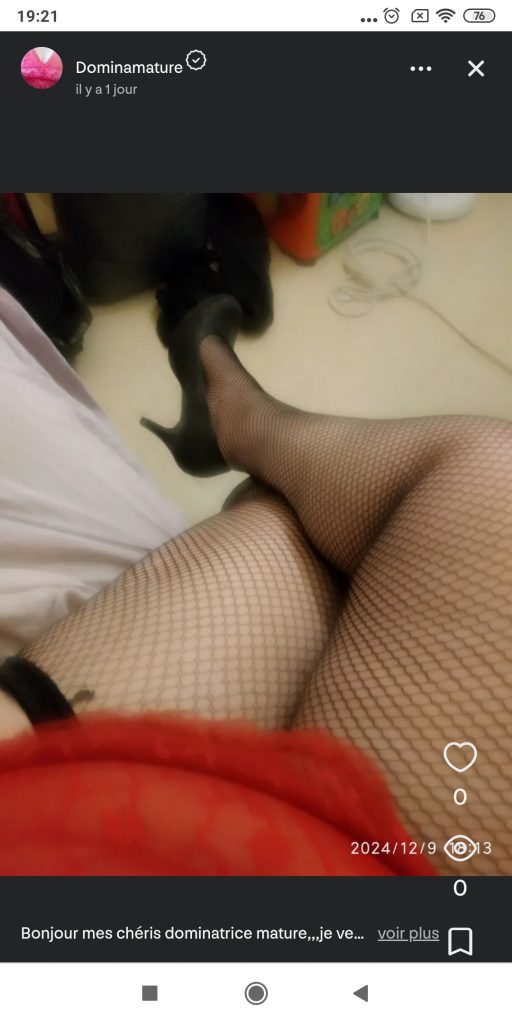 Femme mature orientale pulpeuse vend escarpins usé photo vidéo visio à LES LILAS - annonce Wannonce