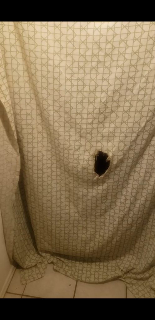 Gloryhole privé pour femmes ou couples à LYON 08 - annonce Wannonce