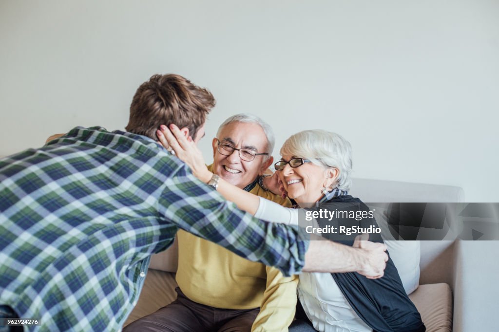 Avaler votre sperme sous le regard de votre femme à LILLE - annonce Wannonce