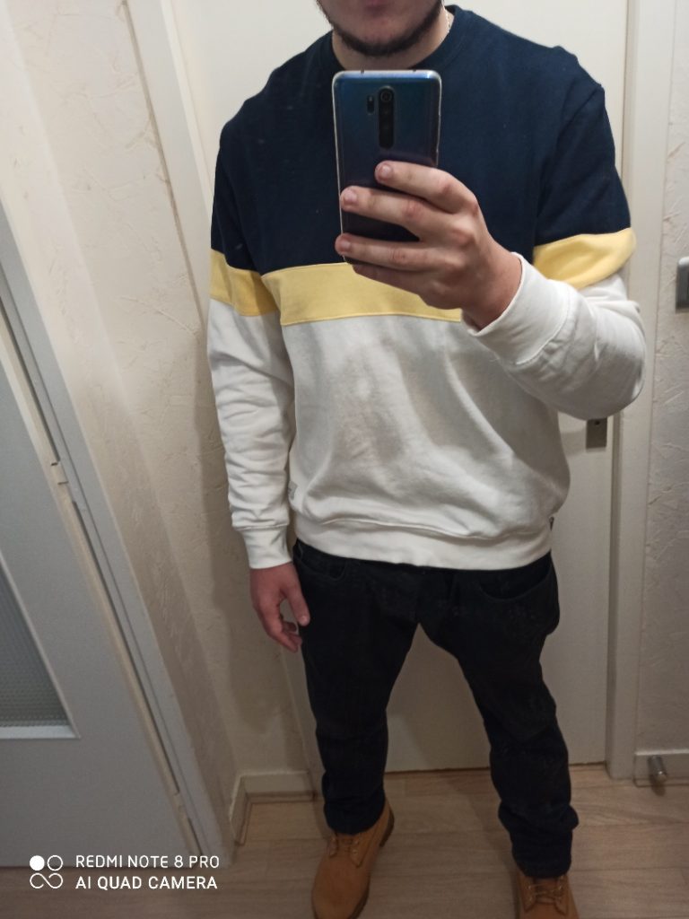 Fétichiste des pieds féminins ! à LA BAULE ESCOUBLAC - annonce Wannonce