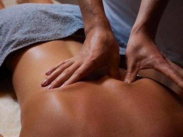 Massage californien pour femme à SIX FOURS LES PLAGES - annonce Wannonce