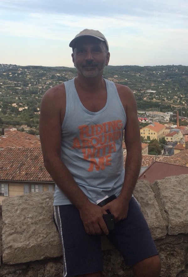 Retrouver tous mes anciens contacts à CANNES - annonce Wannonce