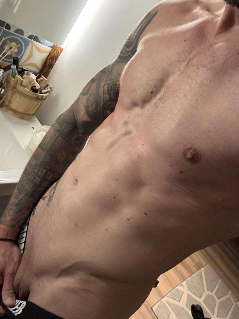 Soumis offert par sa maîtresse à BORDEAUX - annonce Wannonce