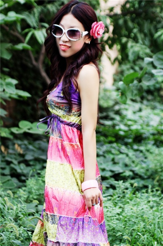 Joli princesse cendrillon qui cherche son prince de route pour traverser les sentiers et les forêts de la vie. à PARIS 06 - annonce Wannonce