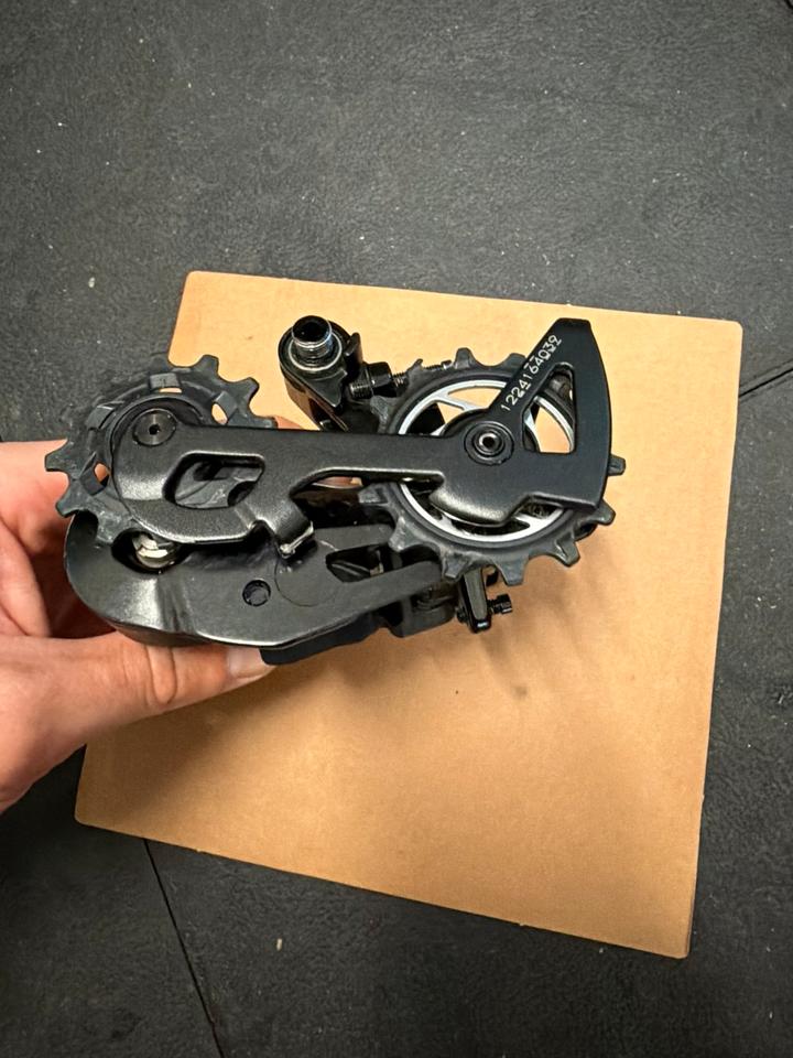 Dérailleur arrière Sram Red D1 XPLR à METZ - annonce Wannonce
