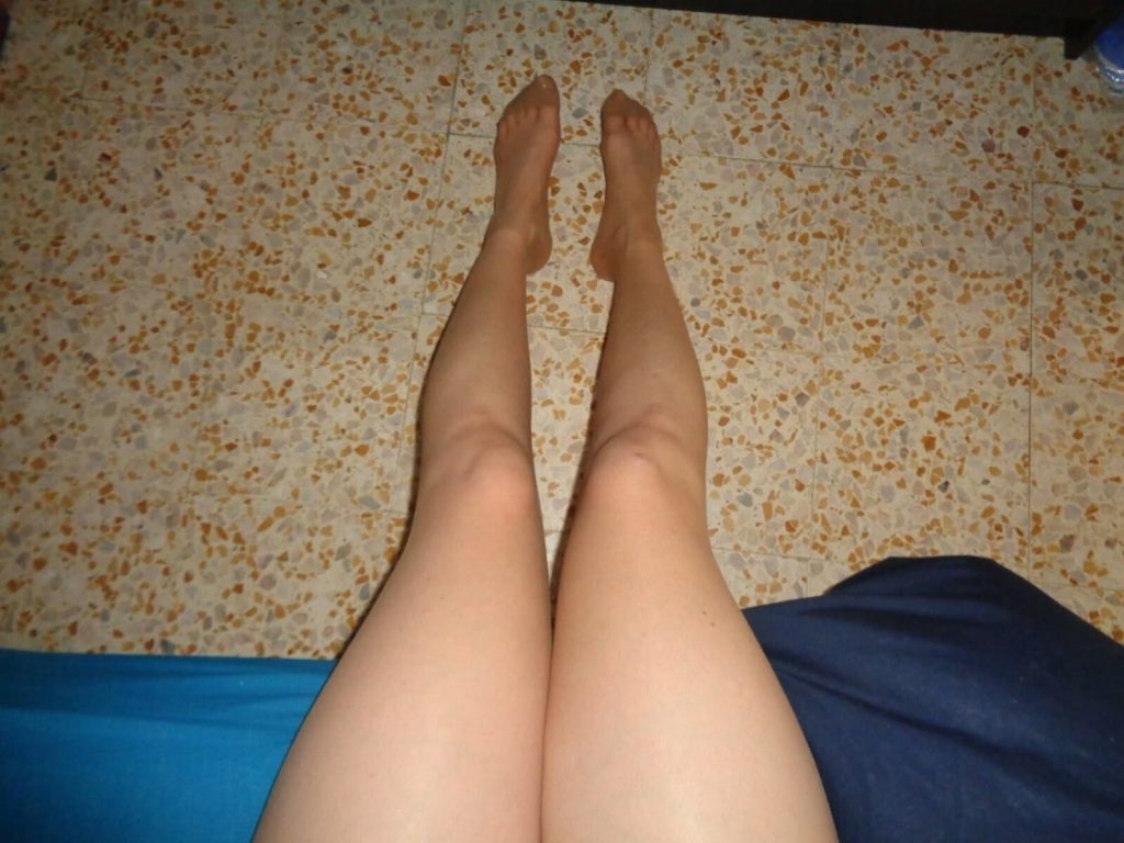 mes collants,chaussettes et bas autofixants portés pour vous de 3 à 7 jours à LYON 01 - annonce Wannonce