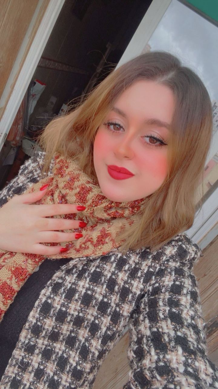 Lesbienne 18 ans recherche a découvrir - annonce Wannonce
