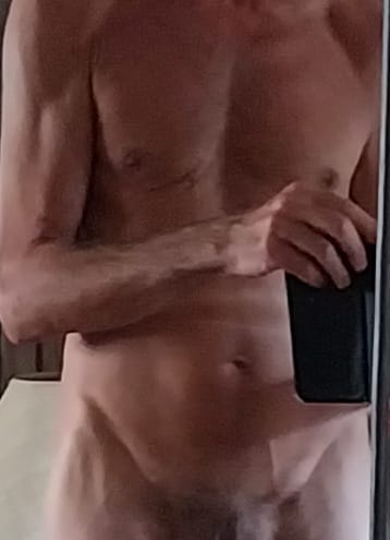 Homme doux et tres viril pour le plaisir d une Femme
